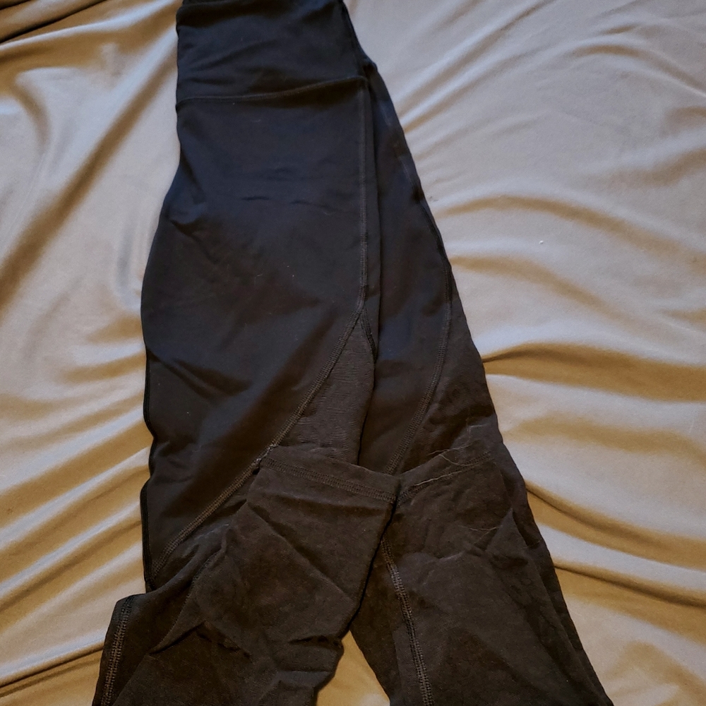 Black workout leggings